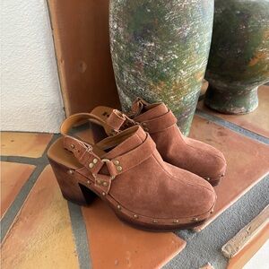 Korks Brown genuine Suede Clogs brand new size 8: Bohemian Western